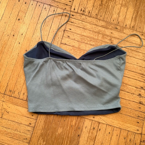 Urban outfitters cropped cut out tank - Picture 4 of 4